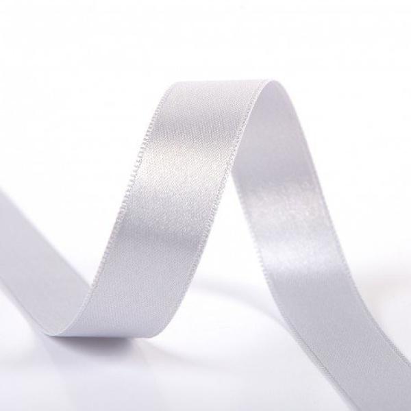 Satinband 15 mm in Grau auf der Rolle, glänzende Oberfläche